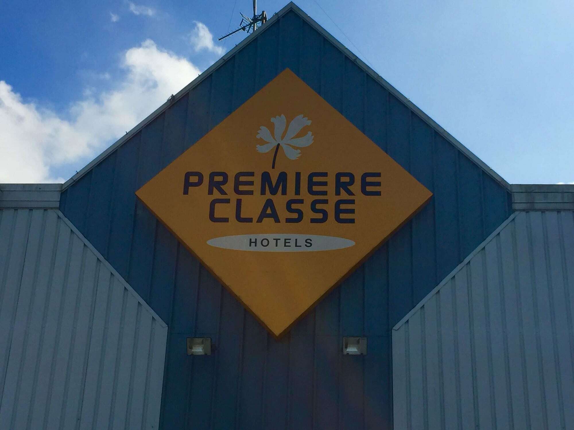 Premiere Classe Valenciennes Sud - Rouvignies Prouvy Екстериор снимка